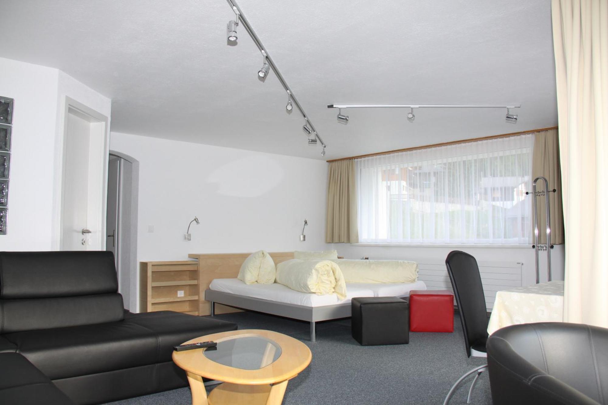 Hotel Eden Grächen Екстериор снимка