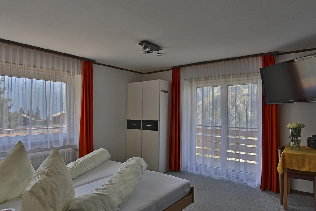 Hotel Eden Grächen Екстериор снимка
