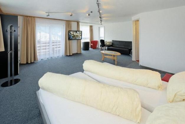 Hotel Eden Grächen Екстериор снимка